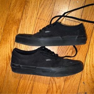 Women’s 6.5 Vans Classic Black/Black